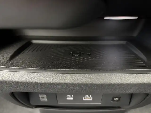 日産 セレナ e－パワー ハイウェイスター V 愛知県 2025(令7)年 0.1千km ダイヤモンドブラック 登録済未使用車/プロパイロット/１２．３型純正ナビ/ーBT/フルセグTV/AppleCarPlay/AndroidAuto/デジタルインナーミラー/全方位カメラ/コーナーセンサー/ビルトインＥＴＣ２．０/純正フリップダウンモニター/電子パーキング/オートホールド/置くだけ充電/両側パワースライドドア/純正16インチアルミ