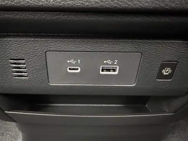 日産 セレナ e－パワー ハイウェイスター V 愛知県 2025(令7)年 0.1千km ダイヤモンドブラック 登録済未使用車/プロパイロット/１２．３型純正ナビ/ーBT/フルセグTV/AppleCarPlay/AndroidAuto/デジタルインナーミラー/全方位カメラ/コーナーセンサー/ビルトインＥＴＣ２．０/純正フリップダウンモニター/電子パーキング/オートホールド/置くだけ充電/両側パワースライドドア/純正16インチアルミ