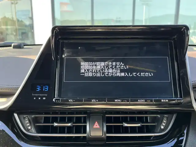 トヨタ Ｃ－ＨＲ ハイブリッド 1．8G 奈良県 2017(平29)年 5.6万km ホワイトパールクリスタルシャイン モデリスタフルエアロ/純正ナビ（NSZT-Y66T）/（フルセグ/BT/CD/DVD）/レーダークルーズコントロール/バックカメラ/ブラインドスポットモニター/プリクラッシュセーフティ/レーンキープアシスト/前後コーナーセンサー/ハーフレザーシート/前席シートヒーター/モデリスタ19インチAW/ETC2.0/前方ドライブレコーダー/取り扱い説明書/スペアキーX1