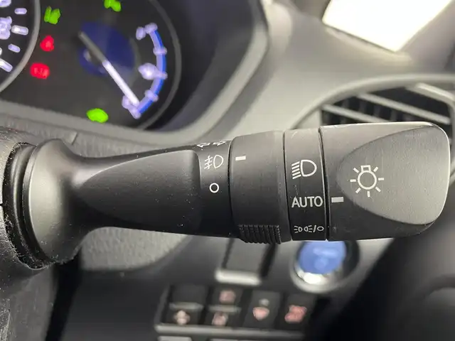 トヨタ ヴォクシー ハイブリッド ZS 煌Ⅱ 大阪府 2021(令3)年 6万km ブラック トヨタセーフティセンス　/　・プリクラッシュブレーキ/　・レーンディパーチャーアラート/　・オートマチックハイビーム/社外メモリナビ　/両側パワースライドドア/クルーズコントロール　/LEDオートライト　/フォグランプ　/シートヒーター　/純正16インチアルミホイール　/クリアランスソナー/アイドリングストップ/スマートキー　/ビルトインETC