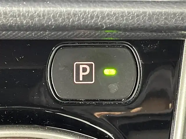 トヨタ ヴォクシー ハイブリッド ZS 煌Ⅱ 大阪府 2021(令3)年 6万km ブラック トヨタセーフティセンス　/　・プリクラッシュブレーキ/　・レーンディパーチャーアラート/　・オートマチックハイビーム/社外メモリナビ　/両側パワースライドドア/クルーズコントロール　/LEDオートライト　/フォグランプ　/シートヒーター　/純正16インチアルミホイール　/クリアランスソナー/アイドリングストップ/スマートキー　/ビルトインETC