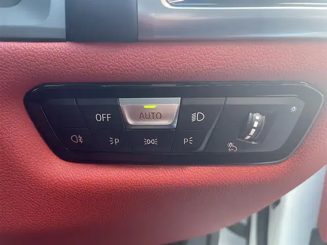 ＢＭＷ ＢＭＷ ８４０ｄ xDrive グランC エクスクルーシブ Mスポーツ 栃木県 2022(令4)年 3.8万km ミネラルホワイト 赤黒コンビレザー/スライディングサンルーフ/ソフトクローズドア/ワイヤレスチャージ/ジェスチャーコントロール/コンフォートアクセス/インテリジェントセーフティ/パワートランクリッド/アンビエントライト/ACC/PDC/レーンキープアシスト/ブラインドスポット/Harman/Kardon/全席シートヒーター/前席ベンチレーター/パワーシート/ナビ/フルセグTV/全方位カメラ/ミラーETC/BMWレーザーLEDライト/オートハイビーム