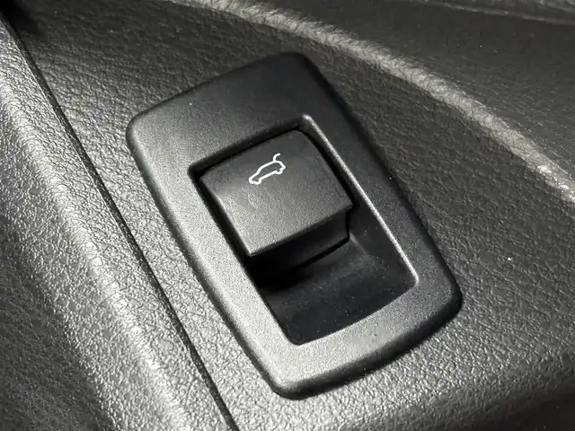 ＢＭＷ Ｘ２ xDrive20i MスポーツX 石川県 2018(平30)年 3.6万km 白 ワンオーナー/純正ナビ/バックカメラ/LEDヘッドライト/パワーバックドア/インテリジェントセーフティ/シートヒーター　D/N/ETC/ドラレコ/車線逸脱警告/コーナーセンサー/社外レーダー　AR-41GA/TVチューナー