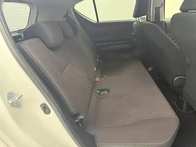 トヨタ アクア G 愛知県 2017(平29)年 1.4万km ライムホワイトパールクリスタルシャイン 純正ナビ（フルセグＴＶ・ＣＤ・ＤＶＤ・Ｂｌｕｅｔｏｏｔｈ・ラジオ）/バックカメラ/ドライブレコーダー/ETC/クルーズコントロール/前席シートヒーター/前席パワーシート/パドルシフト/盗難防止装置/コーナーセンサー/横滑り防止装置/ステアリングリモコン/LEDオートライト/純正フロアマット/純正アルミホイール/オートエアコン/プッシュスタート