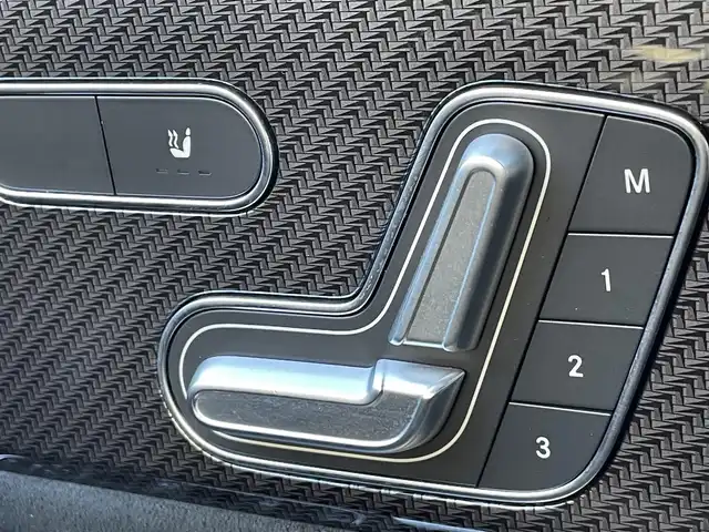 メルセデス・ベンツ Ｂ１８０ AMGライン 静岡県 2020(令2)年 4.9万km マウンテングレー アドバンスドＰＫＧ　/ナビゲーションＰＫＧ　/レーダーセーフティＰＫＧ　/ＨＵＤ　/純正ナビ　/ＴＶ　/バックカメラ　/ハーフレザーシート/シートヒーター　/電動シート　/オールシーズンタイヤ　/ＬＥＤヘッドライト　/ＥＴＣ２．０