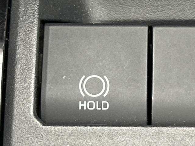 トヨタ ＲＡＶ４ ハイブリットG 三重県 2021(令3)年 4.7万km アティチュードブラックマイカ /禁煙車//純正9インチナビ/　フルセグTV/CD/DVD/Bluetooth/HDMI//サンルーフ//トヨタセーフティセンスシステム//衝突軽減ブレーキ//オートハイビーム//レーダークルーズコントロール//BSM//電子パーキング//パワーバックドア//バックカメラ//前席シートヒーター//ステアリングヒーター//ETC//スペアタイヤ