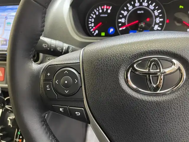 トヨタ ヴォクシー ZS 煌Ⅲ 岩手県 2021(令3)年 7.2万km ブラック 4WD/社外9インチナビ/トヨタセーフティセンス/衝突軽減ブレーキ/クルーズコントロール/レーンキープアシスト/両側パワースライドドア/バックカメラ/社外フリップダウンモニター/ハーフレザーシート/ドライブレコダー/ワイパーデアイサー/ビルトインETC/アイドリングストップ/電動格納ドアミラー/ステアリングリモコン/純正16インチアルミホイール/寒冷地仕様/マニュアルモード付オートマチックトランスミッション/LEDヘッドライト/オートライト