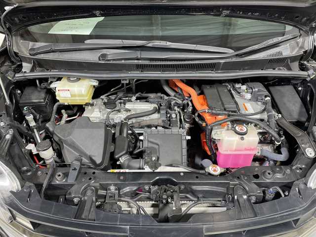 トヨタ ノア ハイブリッド Si ダブルバイビーⅢ 佐賀県 2021(令3)年 3万km ブラック 純正9インチナビ/フルセグTV/CD/DVD/Bluetooth/バックカメラ/衝突被害軽減システム/クルーズコントロール/車線逸脱警報/横滑り防止装置/パーキングサポートブレーキ/クリアランスソナー/オートライト/オートハイビーム/LEDヘッドライト/LEDフォグライト/前後ドライブレコーダー/ビルトインETC/両側パワースライドドア/シートバックテーブル/後席サンシェード/運転席・助手席シートヒーター/ハーフレザーシート/ISOFIX対応シート/純正フロアマット/純正16インチアルミホイール/ドアバイザー/ステアリングスイッチ