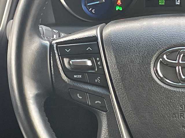 トヨタ ヴェルファイア ハイブリット ZR 山口県 2019(令1)年 2.6万km ホワイトパールクリスタルシャイン ＡＬＰＩＮＥ１１インチナビ　/AM/FM/CD/DVD/Bluetooth/フルセグTV/ＡＬＰＩＮＥ１２．８型フリップダウンモニター　/全方位カメラ　/両側パワースライドドア　/電動リアゲート　/黒革シート/シートベンチレーション/レーダークルーズコントロール　/前席、2列目パワーシート/三眼ＬＥＤヘッドライト　/クリアランスソナー/レーンキープアシスト/衝突被害軽減ブレーキ/純正１８インチアルミホイール/ＥＴＣ　/ドライブレコーダー