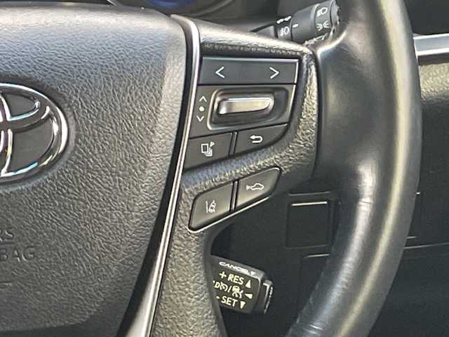 トヨタ ヴェルファイア ハイブリット ZR 山口県 2019(令1)年 2.6万km ホワイトパールクリスタルシャイン ＡＬＰＩＮＥ１１インチナビ　/AM/FM/CD/DVD/Bluetooth/フルセグTV/ＡＬＰＩＮＥ１２．８型フリップダウンモニター　/全方位カメラ　/両側パワースライドドア　/電動リアゲート　/黒革シート/シートベンチレーション/レーダークルーズコントロール　/前席、2列目パワーシート/三眼ＬＥＤヘッドライト　/クリアランスソナー/レーンキープアシスト/衝突被害軽減ブレーキ/純正１８インチアルミホイール/ＥＴＣ　/ドライブレコーダー