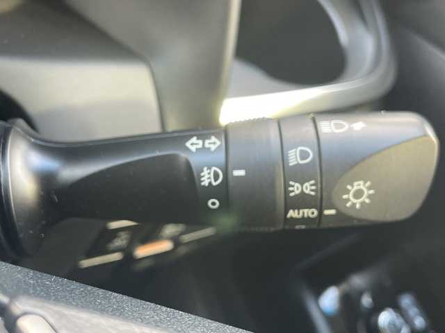 トヨタ ヴェルファイア ハイブリット ZR 山口県 2019(令1)年 2.6万km ホワイトパールクリスタルシャイン ＡＬＰＩＮＥ１１インチナビ　/AM/FM/CD/DVD/Bluetooth/フルセグTV/ＡＬＰＩＮＥ１２．８型フリップダウンモニター　/全方位カメラ　/両側パワースライドドア　/電動リアゲート　/黒革シート/シートベンチレーション/レーダークルーズコントロール　/前席、2列目パワーシート/三眼ＬＥＤヘッドライト　/クリアランスソナー/レーンキープアシスト/衝突被害軽減ブレーキ/純正１８インチアルミホイール/ＥＴＣ　/ドライブレコーダー