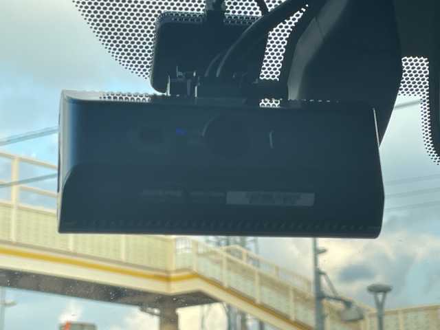 トヨタ ヴェルファイア ハイブリット ZR 山口県 2019(令1)年 2.6万km ホワイトパールクリスタルシャイン ＡＬＰＩＮＥ１１インチナビ　/AM/FM/CD/DVD/Bluetooth/フルセグTV/ＡＬＰＩＮＥ１２．８型フリップダウンモニター　/全方位カメラ　/両側パワースライドドア　/電動リアゲート　/黒革シート/シートベンチレーション/レーダークルーズコントロール　/前席、2列目パワーシート/三眼ＬＥＤヘッドライト　/クリアランスソナー/レーンキープアシスト/衝突被害軽減ブレーキ/純正１８インチアルミホイール/ＥＴＣ　/ドライブレコーダー