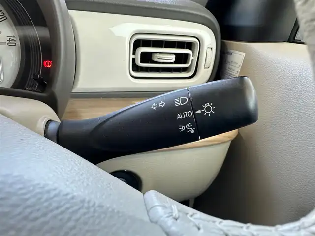 スズキ ラパン X 茨城県 2020(令2)年 5万km フォーンベージュメタリック/ホワイト2トーンルーフ ワンオーナー/純正SDナビ(AVIC-RLS901II)/ 【フルセグ/Bluetooth/CD/DVD/AM/FM】/バックガイドカメラ/全方位モニター/ETC/前席シートヒーター/純正HIDヘッドライト/オートライト/前後ドライブレコーダー/純正14インチアルミホイール/ステアリングスイッチ/コーナーセンサー/電動格納ミラー/取扱説明書/新車時保証書