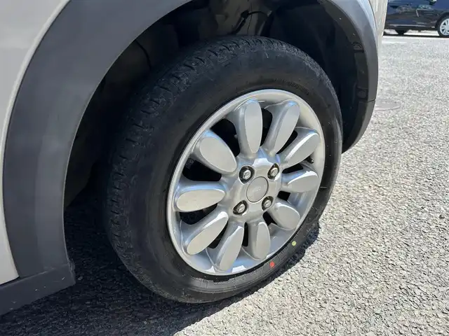 スズキ ラパン X 茨城県 2020(令2)年 5万km フォーンベージュメタリック/ホワイト2トーンルーフ ワンオーナー/純正SDナビ(AVIC-RLS901II)/ 【フルセグ/Bluetooth/CD/DVD/AM/FM】/バックガイドカメラ/全方位モニター/ETC/前席シートヒーター/純正HIDヘッドライト/オートライト/前後ドライブレコーダー/純正14インチアルミホイール/ステアリングスイッチ/コーナーセンサー/電動格納ミラー/取扱説明書/新車時保証書