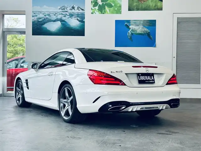 メルセデス・ベンツ ＳＬ４００ 大阪府 2017(平29)年 2.5万km ダイヤモンドホワイト パノラマスカイルーフ/赤革/メモリパワーシート/エアシートヒーター/レーダーセーフティ/ACC/ブラインドスポット/純正ナビ/TV/バックカメラ/applecarplay/純正19インチAW/LEDヘッドライト/電動リアゲート
