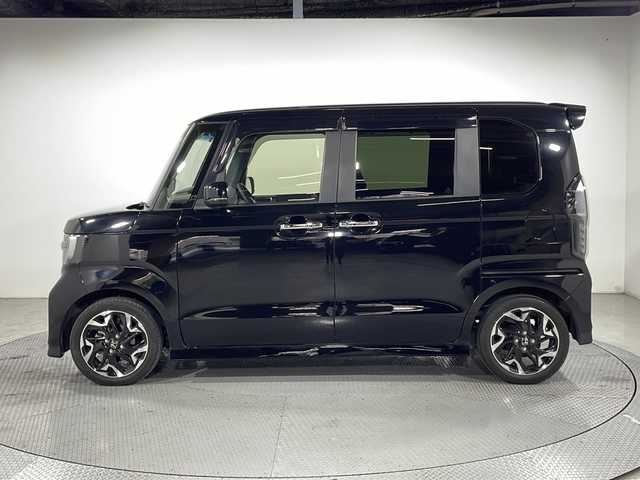 ホンダ Ｎ ＢＯＸ カスタム G L ターボ ホンダセンシング 広島県 2020(令2)年 4.2万km クリスタルブラックパール 純正8型ナビ/両側パワースライドドア/バックカメラ/シートヒーター/パドルシフト/ホンダセンシング/・衝突軽減ブレーキ/・レーンキープアシスト/・アダプティブクルーズコントロール/・オートハイビーム/・誤発進抑制機能/LEDヘッドランプ/純正15インチAW/ETC/ドライブレコーダー