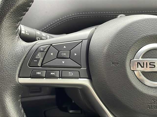 日産 セレナ マルチベッド ハイウェイスター V 道北・旭川 2020(令2)年 6.1万km ダイヤモンドブラック ・４ＷＤ/・禁煙者/・ワンオーナー/・マルチベットキット/・純正ＳＤナビ/　ＣＤ・ＤＶＤ・ＢＬ・ＢＴ・フルセグ/　アラウンドビューモニター/・両側電動スライドドア/・３６０°セーフティアシスト/　エマージェンシーブレーキ/　側方支援・後側方支援/　速度・道路標識表示/　駐車支援/　ふらつき警報/　アダクティブLEDヘッドライトシステム/　オートライト/・純正前方ドライブレコーダー/・左ハンズフリースライドドア/・純正１５インチアルミ/・クルーズコントロール/・インテリジェントキー/・スペアキー１/・ETC/・新車時保証書