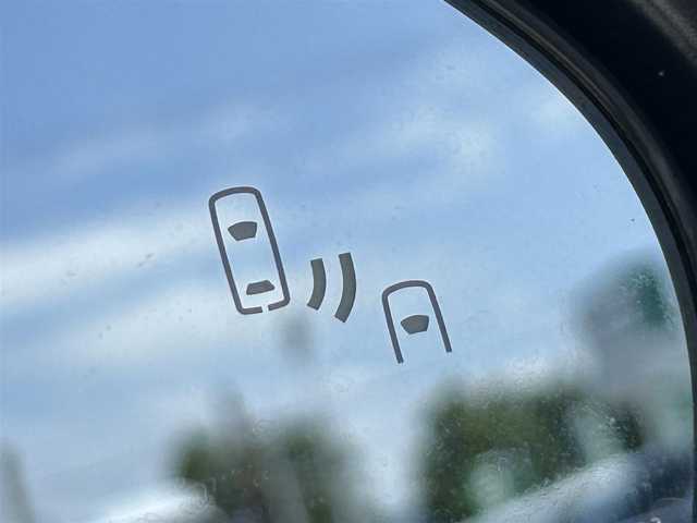 トヨタ カローラツーリング ハイブリッド ダブルバイビー 奈良県 2020(令2)年 4.8万km ホワイトパールクリスタルシャイン モデリスタエアロ/電動パーキングブレーキ　/ブレーキホールド　/ブラインドスポットモニター　/ヘッドアップディスプレイ　/デジタルインナーミラー　/前後ドライブレコーダー　/ＥＴＣ２．０　/ステアリングヒーター/純正１７インチアルミ/ルーフレール/　