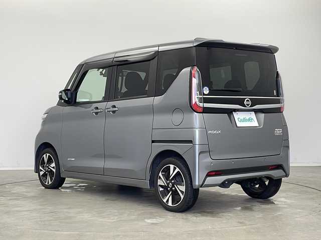 日産 ルークス HWS Gターボ アーバンクロム 新潟県 2022(令4)年 1.4万km チタニウムグレーメタリック 純正ＳＤナビ（Bluetooth・CD・DVD）/アラウンドビューモニター　/ターボ　/衝突被害軽減システム/フルセグ　/片側パワースライドドア/純正ＥＴＣ　/レーンキープアシスト　/クルーズコントロール　/前後コーナーセンサー　/ＬＥＤオートライト　/前席シートヒーター　/ドライブレコーダー/アイドリングストップ/革巻きステアリング/純正フロアマット/純正１５インチアルミホイール/スマートキー/スペアキー