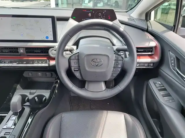 トヨタ プリウス Z 東京都 2023(令5)年 0.9万km プラチナホワイトパールマイカ 純正12.3インチディスプレイオーディオ/パノラミックビューモニター/デジタルインナーミラー/ドライブレコーダー/ビルトインETC2.0/トヨタチームメイト/アドバンストパーク/シートヒーター/ベンチレーションシート/ステアリングヒーター/HDMIポート/AC100V/パワーバックドア/トヨタセーフティセンス/・プリクラッシュセーフティ/・レーントレーシングアシスト/・レーダークルーズコントロール/・アダプティブハイビームシステム/・ブラインドスポットモニター/・コーナーセンサー