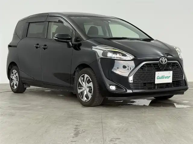 トヨタ シエンタ G クエロ 愛知県 2020(令2)年 5.3万km ブラックマイカ トヨタセーフティセンス/　　・プリクラッシュセーフティ/　　・レーンディバーチャーアラート/　　・オートマチックハイビーム/クリアランスソナー/純正7インチナビ　　/　　・CD/DVD/BT/フルセグ/バックカメラ/アイドリングストップ/ビルトインETC/両側パワースライドドア/ハーフレザーシート/純正ホイールキャップ/純正LEDヘッドライト/電動格納ウィンカーミラー
