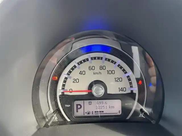 スズキ ハスラー X 茨城県 2018(平30)年 3.3万km ブルーイッシュブラックパール3 社外ナビ/バックカメラ/フルセグ/衝突被害軽減ブレーキ/車線逸脱抑制装置/ETC/ドラレコ/シートヒーター/純正15インチAW/スマートキー