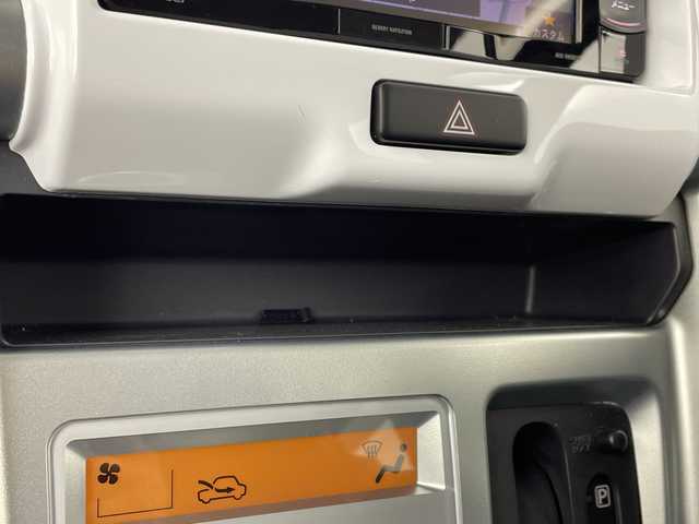 スズキ ハスラー X 大阪府 2018(平30)年 3.3万km ブルーイッシュブラックパール3 デュアルカメラブレーキサポート/社外メモリナビ/　　CD/DVD/BT/USB/フルセグTV/バックカメラ/HIDオートライト/フォグランプ/シートヒーター/純正15インチアルミホイール/誤発進抑制機能/車線逸脱警報機能/アイドリングストップ/スマートキー/ビルトインETC