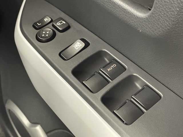 スズキ ハスラー X 大阪府 2018(平30)年 3.3万km ブルーイッシュブラックパール3 デュアルカメラブレーキサポート/社外メモリナビ/　　CD/DVD/BT/USB/フルセグTV/バックカメラ/HIDオートライト/フォグランプ/シートヒーター/純正15インチアルミホイール/誤発進抑制機能/車線逸脱警報機能/アイドリングストップ/スマートキー/ビルトインETC