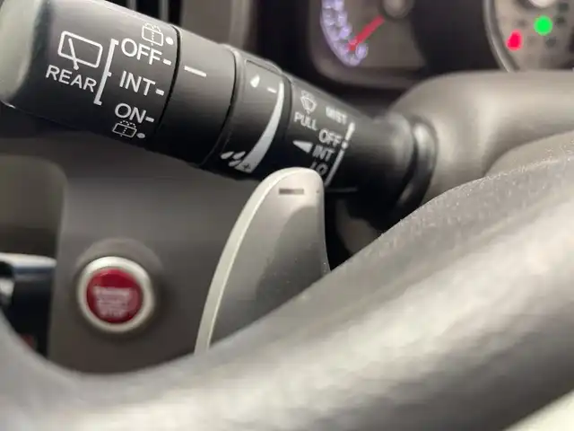ホンダ Ｎ ＯＮＥ スタンダード ツアラー 三重県 2018(平30)年 3万km ミラノレッド 純正ディスプレイオーディオ/バックカメラ/パドルシフト/CTBA/ビルトインETC/ドライブレコーダー/LEDヘッドライト/カーテンエアバック/フロアマット/スマートキー