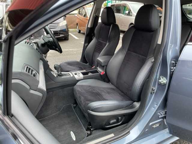 スバル レヴォーグ 2．0GT－S アイサイト 神奈川県 2014(平26)年 4.7万km スティールブルーグレーM ワンオーナー/4WDターボ/純正メモリナビ【CN-LR700D】/・DTV/CD/DVD/BT/USB/HDMI/バックカメラ/ETC/前後ドライブレコーダー/ハーフレザーシート/前席パワーシート/EyeSight Ver.3/・プリクラッシュブレーキ/・レーダークルーズコントロール/・アクティブレーンキープ/・誤発進抑制制御/社外18インチAW【ENKEI】/パドルシフト付革巻きステアリング/オートライト/純正LEDヘッドライト/フロント/バックフォグ/プッシュEgスタート/ストップ/スマートキー/ターンランプ付電動格納ドアミラー/ドアバイザー/純正フロアマット/取扱説明書/ナビ取扱説明書/新車時保証書