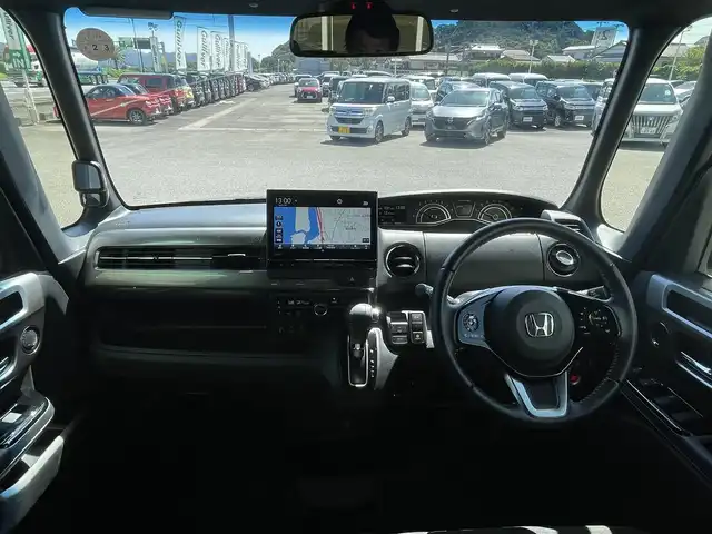 ホンダ Ｎ ＢＯＸ カスタム L スタイル+ブラック 宮崎県 2022(令4)年 0.9万km クリスタルブラックパール ワンオーナー/純正SDナビ/（ CD/DVD/AM/FM/BT/USB)/フルセグTV/バックカメラ/ステアリングスイッチ/レーダークルーズコントロール/両側パワースライドドア/クリアランスソナー/横滑り防止機能/車線逸脱警報機能/衝突防止機能/D席/N席シートヒーター/ビルトインETC