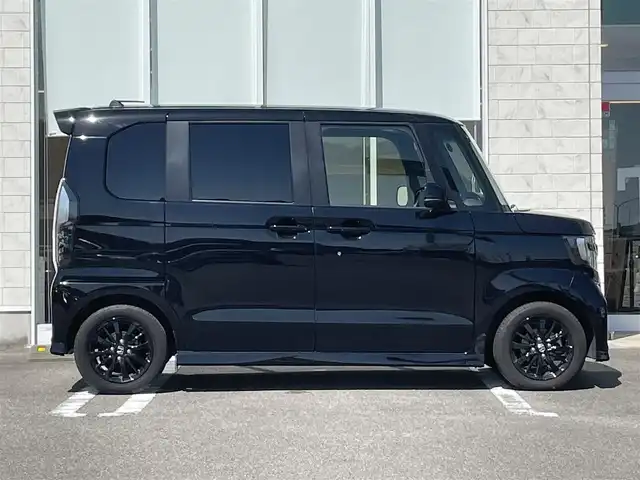ホンダ Ｎ ＢＯＸ カスタム L スタイル+ブラック 宮崎県 2022(令4)年 0.9万km クリスタルブラックパール ワンオーナー/純正SDナビ/（ CD/DVD/AM/FM/BT/USB)/フルセグTV/バックカメラ/ステアリングスイッチ/レーダークルーズコントロール/両側パワースライドドア/クリアランスソナー/横滑り防止機能/車線逸脱警報機能/衝突防止機能/D席/N席シートヒーター/ビルトインETC