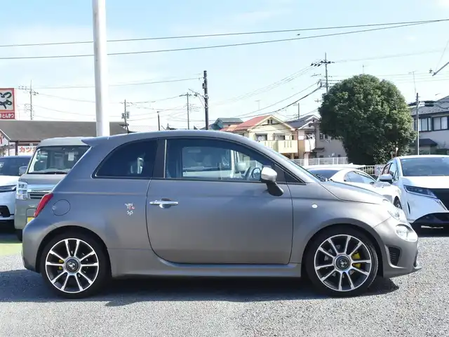 アバルト ５９５ ツーリズモ 神奈川県 2022(令4)年 1.5万km グレー ワンオーナー/カラー708/茶革シート/社外メモリナビAVIC-RZ711/フルセグテレビ/DVD/CD/Bluetoothオーディオ/エンブレム入り前後ドラレコ/ETC/純正17インチアルミホイール/純正フロアマット/リモコンキー/純正フロアマット/SPORTモードメーター/オートエアコン/コーナーセンサーリヤ/保証書/取扱説明書