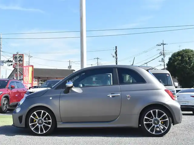 アバルト ５９５ ツーリズモ 神奈川県 2022(令4)年 1.5万km グレー ワンオーナー/カラー708/茶革シート/社外メモリナビAVIC-RZ711/フルセグテレビ/DVD/CD/Bluetoothオーディオ/エンブレム入り前後ドラレコ/ETC/純正17インチアルミホイール/純正フロアマット/リモコンキー/純正フロアマット/SPORTモードメーター/オートエアコン/コーナーセンサーリヤ/保証書/取扱説明書