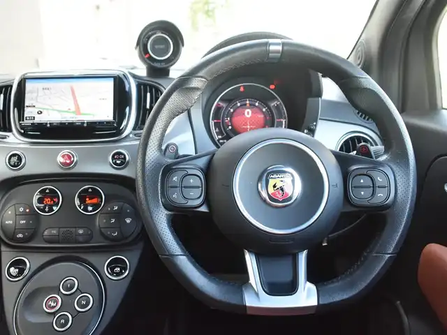 アバルト ５９５ ツーリズモ 神奈川県 2022(令4)年 1.5万km グレー ワンオーナー/カラー708/茶革シート/社外メモリナビAVIC-RZ711/フルセグテレビ/DVD/CD/Bluetoothオーディオ/エンブレム入り前後ドラレコ/ETC/純正17インチアルミホイール/純正フロアマット/リモコンキー/純正フロアマット/SPORTモードメーター/オートエアコン/コーナーセンサーリヤ/保証書/取扱説明書