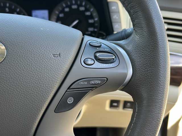 日産 フーガ 370GT FOUR 秋田県 2015(平27)年 6.1万km ダークブルー 純正メモリナビ/純正BT、CD、DVD、フルセグTV/純正18インチAW/全方位カメラ/前後コーナーセンサー/D＋N席パワーシート/ETC/スペアキー/４WD/取説、保証書
