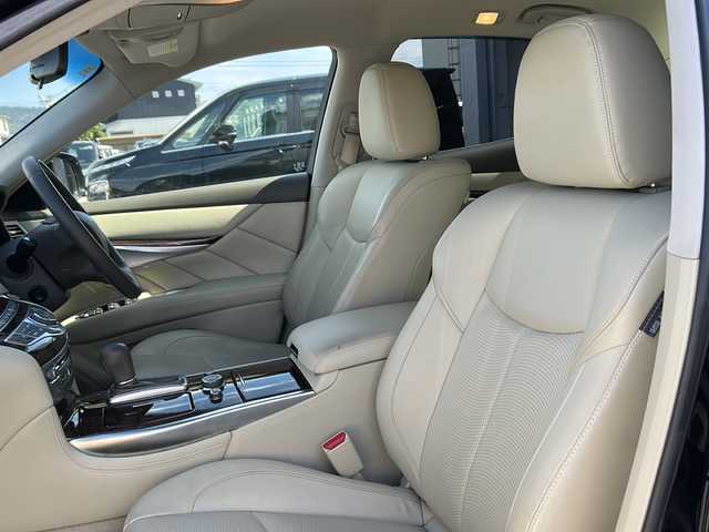 日産 フーガ 370GT FOUR 秋田県 2015(平27)年 6.1万km ダークブルー 純正メモリナビ/純正BT、CD、DVD、フルセグTV/純正18インチAW/全方位カメラ/前後コーナーセンサー/D＋N席パワーシート/ETC/スペアキー/４WD/取説、保証書