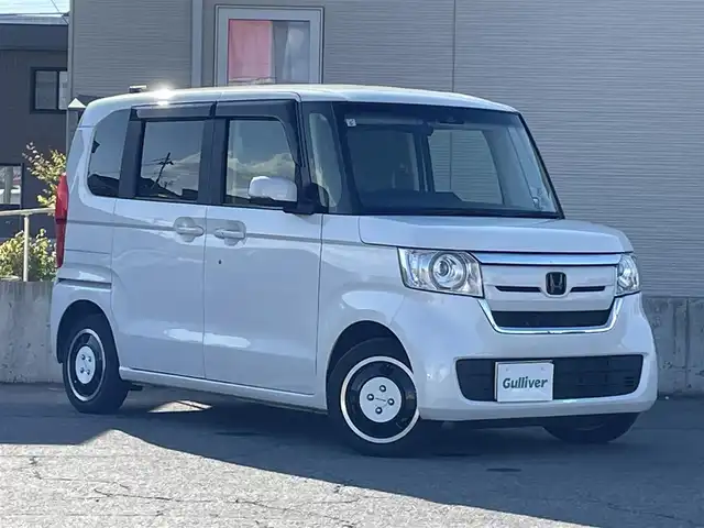 ホンダ Ｎ ＢＯＸ G L ホンダセンシング 青森県 2019(令1)年 2.7万km プラチナホワイトパール ワンオーナー/４WD/純正Gathersナビ/(AM/FM/CD/DVD/フルセグ/Bluetooth/USB)/純正エンジンスターター/モデューロAW夏タイヤ/クルーズコントロール/レーンアシスト/衝突軽減システム/片側パワースライドドア/バックカメラ/社外ドライブレコーダー/シートヒーター/LEDヘッドライト/スペアキー/純正ホイールキャップ冬タイヤ車載/取扱説明書/保証書
