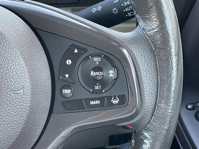ホンダ Ｎ ＢＯＸ G L ホンダセンシング 青森県 2019(令1)年 2.7万km プラチナホワイトパール ワンオーナー/４WD/純正Gathersナビ/(AM/FM/CD/DVD/フルセグ/Bluetooth/USB)/純正エンジンスターター/モデューロAW夏タイヤ/クルーズコントロール/レーンアシスト/衝突軽減システム/片側パワースライドドア/バックカメラ/社外ドライブレコーダー/シートヒーター/LEDヘッドライト/スペアキー/純正ホイールキャップ冬タイヤ車載/取扱説明書/保証書