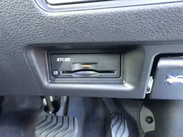 日産 セレナ e－パワー ハイウェイスター V 千葉県 2025(令7)年 0.1千km プリズムホワイト e-POWER　ハイウエイスターV　ヘッドランプ オートレベライザー+アダプティブLEDヘッドライトシステム+インテリジェント アラウンドビューモニター（移動物 検知機能付）+インテリジェント ルームミラー+アドバンスドドライブアシストディスプレイ（12.3インチカラーディスプレイ）+統合型インターフェースディスプレイ+ワイヤレス充電器+6スピーカー+NissanConnectナビゲーションシステム（地デジ内蔵）+車載通信ユニット（TCU［Telematics Control Unit］）+ETC2.0ユニット（ビルトインタイプ）+ドライブレコーダー（前後セット）+プロパイロット（ナビリンク機能付）+プロパイロット緊急停止支援システム（SOSコール機能付）+SOSコール（488/400円）/エマージェンシーブレーキ/プロパイロット/インテリジェントクルーズコントロール/ハンズフリー両側パワースライドドア/インテリジェントルームミラー/ワイヤレス充電/純正コネクトナビ/地デジTV/【Bluetooth接続】/アラウンドビューモニター/ステアリングスイッチ/ETC（2.0）/LEDヘッドライト/フォグライト/ウインカーミラー/コーナーセンサー/純正16インチアルミホイル