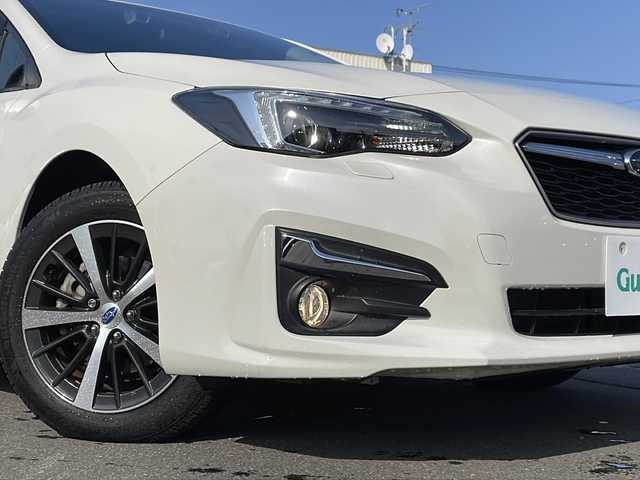 スバル インプレッサ スポーツ 1．6i－LアイサイトSスタイル 道北・旭川 2019(令1)年 1.1万km クリスタルホワイトP /4WD//禁煙車//純正SDナビ//CD/DVD/SD/MSV/BT/フルセグ//サイド・バックカメラ//アイサイトVer3//衝突軽減ブレーキ//レーンキープ//レーダークルーズコントロール//ブラインドスポットモニター//誤発進抑制//コーナーセンサー//アイドリングストップ//パドルシフト//ミラーヒーター//SRH//オートライト//LEDヘッドライト//フォグライト//リアフォグ//ヘッドライトウォッシャー//ドライブレコーダー//ETC//フロントデアイサー//オートワイパー//純正フロアマット//トノカバー