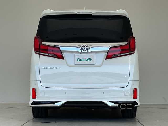 トヨタ アルファード S 愛知県 2022(令4)年 4万km ホワイトパールクリスタルシャイン モデリスタエアロ/モデリスタマフラー/純正9型ディズプレイオーディオナビ/フリップダウンモニター/両側パワースライドドア/レーダークルーズコントロール/バックカメラ/コーナーセンサー/純正アルミホイール/ETC/LEDヘッドライト/レーンキープアシスト/オートマチックハイビーム/ドライブレコーダー/衝突軽減システム/フルセグ/Bluetooth/ステアリングスイッチ/スマートキー/プッシュスタート