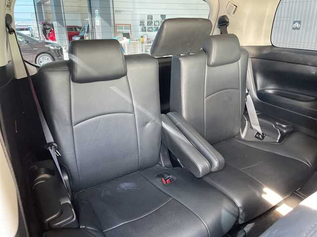 トヨタ アルファード S 愛知県 2022(令4)年 4万km ホワイトパールクリスタルシャイン モデリスタエアロ/モデリスタマフラー/純正9型ディズプレイオーディオナビ/フリップダウンモニター/両側パワースライドドア/レーダークルーズコントロール/バックカメラ/コーナーセンサー/純正アルミホイール/ETC/LEDヘッドライト/レーンキープアシスト/オートマチックハイビーム/ドライブレコーダー/衝突軽減システム/フルセグ/Bluetooth/ステアリングスイッチ/スマートキー/プッシュスタート