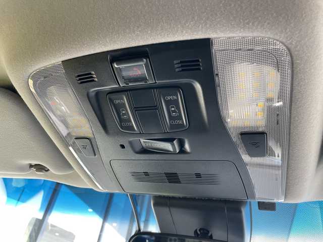 トヨタ アルファード S 愛知県 2022(令4)年 4万km ホワイトパールクリスタルシャイン モデリスタエアロ/モデリスタマフラー/純正9型ディズプレイオーディオナビ/フリップダウンモニター/両側パワースライドドア/レーダークルーズコントロール/バックカメラ/コーナーセンサー/純正アルミホイール/ETC/LEDヘッドライト/レーンキープアシスト/オートマチックハイビーム/ドライブレコーダー/衝突軽減システム/フルセグ/Bluetooth/ステアリングスイッチ/スマートキー/プッシュスタート