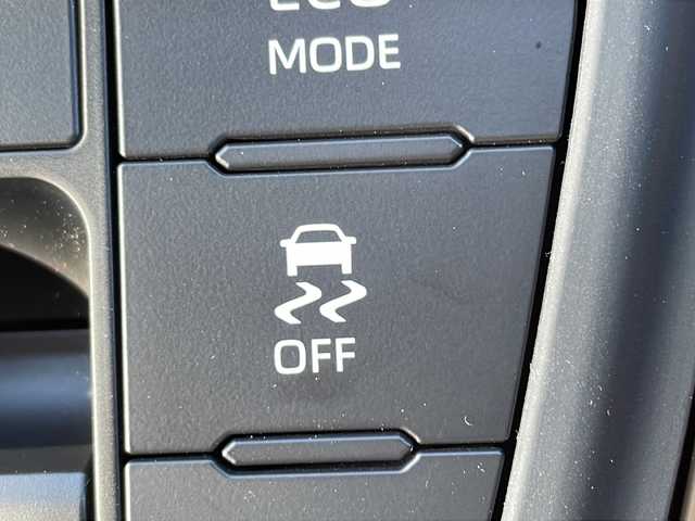 トヨタ アルファードハイブリット Z 茨城県 2025(令7)年 0.1万km ブラック 左右独立ムーンルーフ/純正１４インチナビ/パノラミックビューモニター/デジタルインナーミラー/ＥＴＣ/レザーシート/シートヒーター/エアシート/両側パワースライドドア/パワーバックドア/スマートキー/プッシュスタート/プリクラッシュセーフティ/リアクロストラフィックアラート/ロードサインアシスト/ブラインドスポットモニター/レーンキープアシスト/後方車両接近告知/プロアクティブドライビングアシスト/パーキングサポートブレーキ/リアカメラディテクション/ワンオーナー/安心降車アシスト/周辺車両接近時サポート/クリアランスソナー/１００Ｖ充電/クルーズコントロール