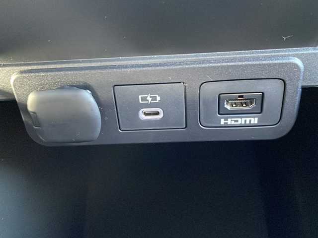 トヨタ アルファードハイブリット Z 茨城県 2025(令7)年 0.1万km ブラック 左右独立ムーンルーフ/純正１４インチナビ/パノラミックビューモニター/デジタルインナーミラー/ＥＴＣ/レザーシート/シートヒーター/エアシート/両側パワースライドドア/パワーバックドア/スマートキー/プッシュスタート/プリクラッシュセーフティ/リアクロストラフィックアラート/ロードサインアシスト/ブラインドスポットモニター/レーンキープアシスト/後方車両接近告知/プロアクティブドライビングアシスト/パーキングサポートブレーキ/リアカメラディテクション/ワンオーナー/安心降車アシスト/周辺車両接近時サポート/クリアランスソナー/１００Ｖ充電/クルーズコントロール