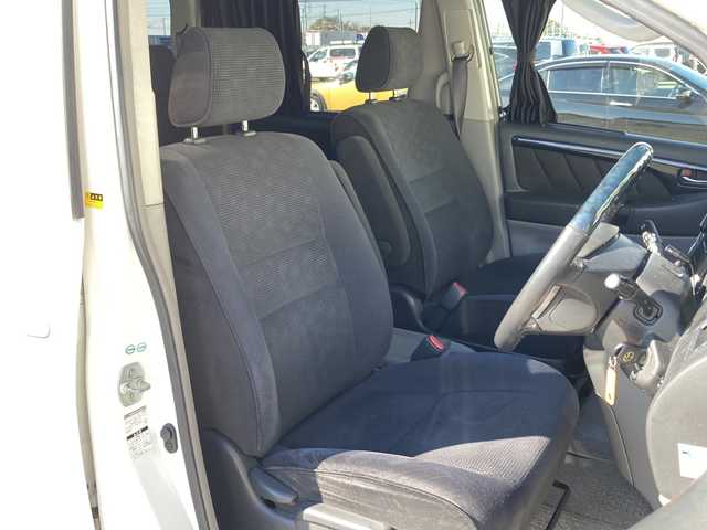 トヨタ アルファード Ｖ AS 埼玉県 2003(平15)年 15.6万km ホワイトパールマイカ 外部検査実施済み/４ＷＤ/社外メモリナビ＆フルセグＴＶ/（ＤＶＤ＆ＢＴ＆ＭＳＶ）/バックカメラ/ＥＴＣ/前後ドライブレコーダー/レーンアシスト/革巻きステアリング/ＡＣ１００Ｖ/純正１７inアルミホイール/リモコンキー/オートライト/ＨＩＤヘッドライト/電動格納ミラー/Ｗエアバッグ/ＡＢＳ/純正フロアマット/ドアバイザー/新車保証書/取扱説明書（車両＆ナビ）