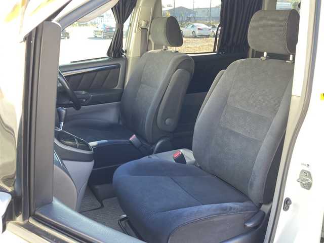 トヨタ アルファード Ｖ AS 埼玉県 2003(平15)年 15.6万km ホワイトパールマイカ 外部検査実施済み/４ＷＤ/社外メモリナビ＆フルセグＴＶ/（ＤＶＤ＆ＢＴ＆ＭＳＶ）/バックカメラ/ＥＴＣ/前後ドライブレコーダー/レーンアシスト/革巻きステアリング/ＡＣ１００Ｖ/純正１７inアルミホイール/リモコンキー/オートライト/ＨＩＤヘッドライト/電動格納ミラー/Ｗエアバッグ/ＡＢＳ/純正フロアマット/ドアバイザー/新車保証書/取扱説明書（車両＆ナビ）