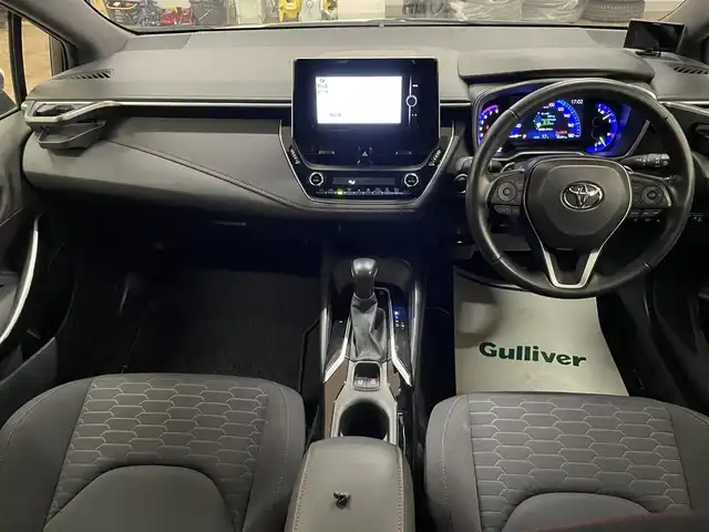 トヨタ カローラ スポーツ G Z 道央・札幌 2019(令1)年 8.6万km ホワイトパールクリスタルシャイン ワンオーナー/4WD/寒冷地仕様/ブリッツ車高調/リアスポイラー/衝突軽減ブレーキ/レーンキープアシスト/横滑り防止/純正ナビ/フルセグTV/Bluetooth/CD/DVD/バックカメラ/フロントワイパーデアイサー/レーダークルーズコントロール/オートマチックハイビーム/ステアリングリモコン/ステアリングヒーター/ミラーヒーター/LEDヘッドライト/LEDフォグランプ/ETC/ドライブレコーダー（前方）/社外レーダー（ASSURA）/WORK18インチAW付サマータイヤ積込み/　255/35/18　2019年製（タイヤ交換要）/スマートキー×2/保証書/取扱説明書