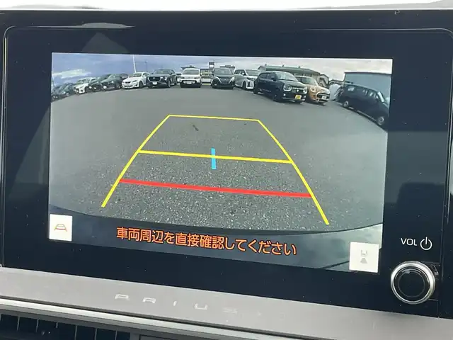 トヨタ プリウス U 滋賀県 2024(令6)年 1.4万km アティチュードブラックマイカ 純正ディスプレイオーディオ/・Bluetooth/フルセグ/・USB/Car Play/バックカメラ/革巻きステアリング/ステアリングリモコン/レーダークルコン/ETC2.0/オートリトラミラー/トヨタセーフティセンス/・レーンディパーチャーアラート/・プリクラッシュセーフティ/・パーキングサポートブレーキ/・クリアランスソナー/・ロードサインアシスト/オートハイビーム/LEDヘッドライト/スマートキー